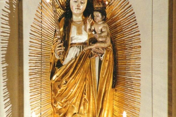 Csíksomlyói Szűz Mária szobor